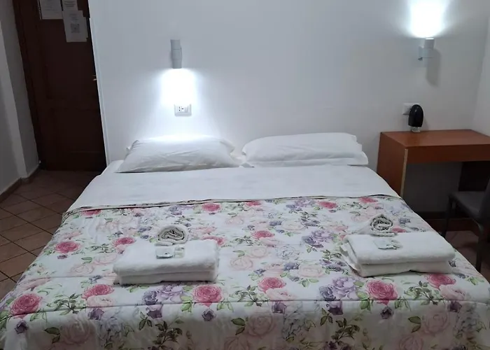 Napoleone 38 * רומא